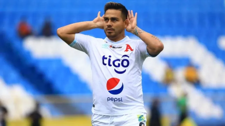 ¡Sorpresa! Equipo quiere sacar del retiro a Rodolfo Fito Zelaya