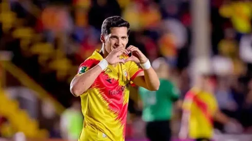 Cambia de camiseta: Tepa González sorprende a Jafet Soto lejos de Herediano