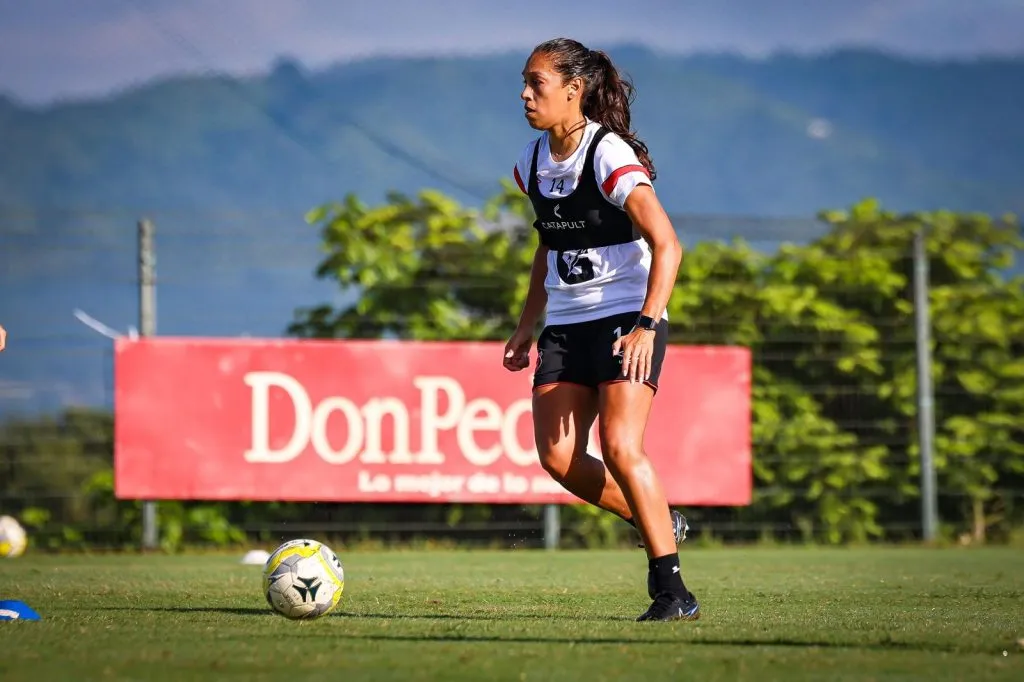 La experimentada zaguera no seguirá en Alajuelense (LDA).