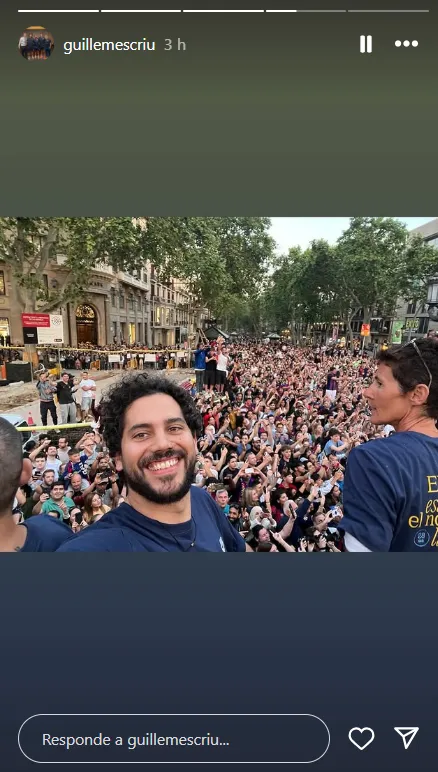 Escriu compartió en su cuenta de Instagram una imagen de los festejos en Barcelona.