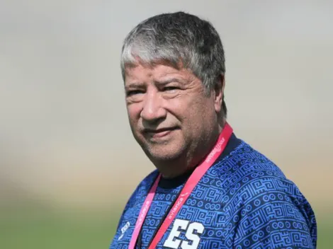 El Bolillo Gómez comienza a definir la nómina de El Salvador