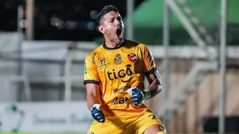 Leo Moreira se despide de Puntarenas.