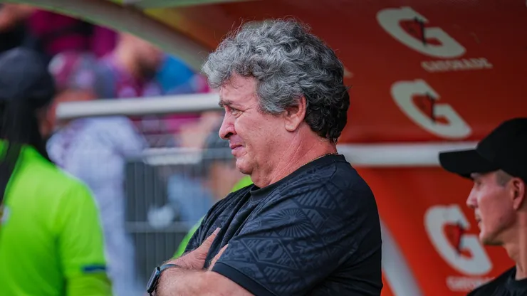 Esto dijo el Machillo en el descanso para revivir a Alajuelense