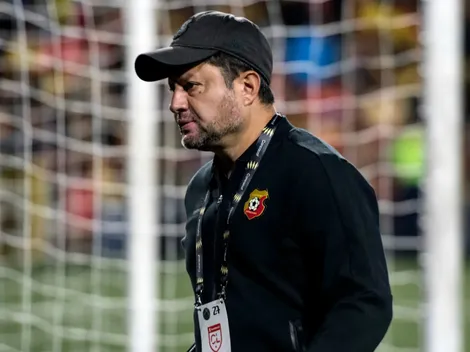 Golpe a Jafet Soto: una figura se marcha antes de la revancha con Alajuelense