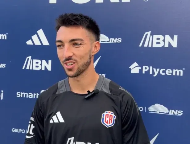 Mauricio Villalobos regresa al club que lo formó (FCRF).