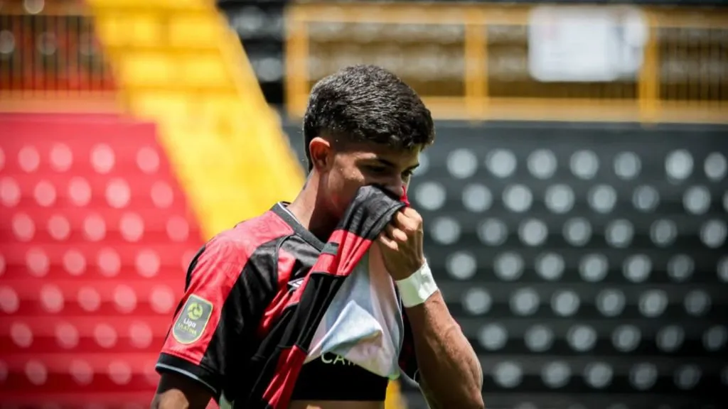 Isaac Badilla fue atacado después de la Gran Final.