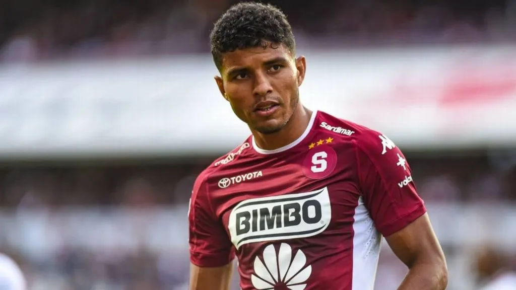 Johan Venegas podría regresar a Saprissa.
