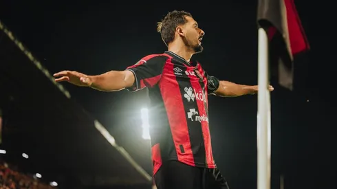 Celso Borges manda mensaje sobre su futuro