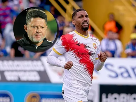 Marcel Hernández deja sin palabras a Jafet Soto