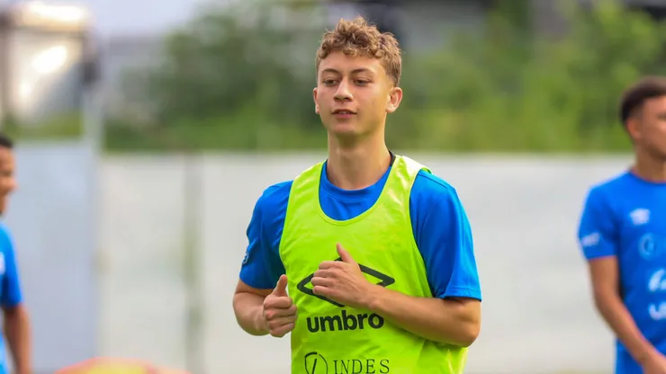 Nathan Ordaz llena de ilusión a los aficionados de El Salvador para las Eliminatorias Mundialistas
