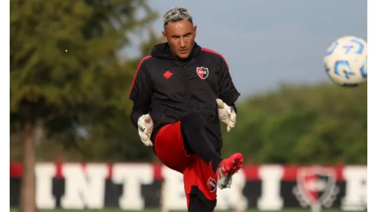 Keylor Navas ya tiene equipo: Newell’s confirma el futuro del portero de La Sele que impacta en España