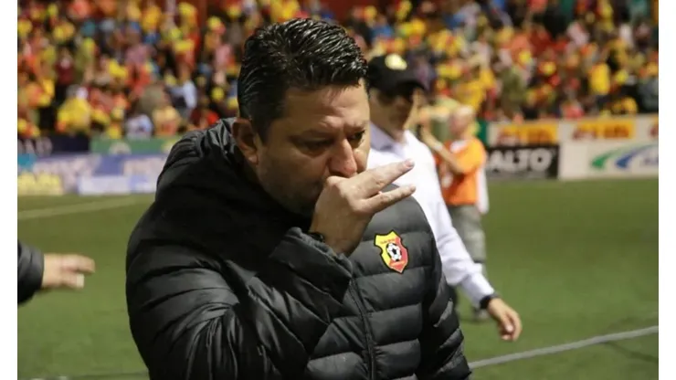 Jafet Soto no la vio venir: lo limpió de Herediano y ya tiene nuevo equipo en Costa Rica