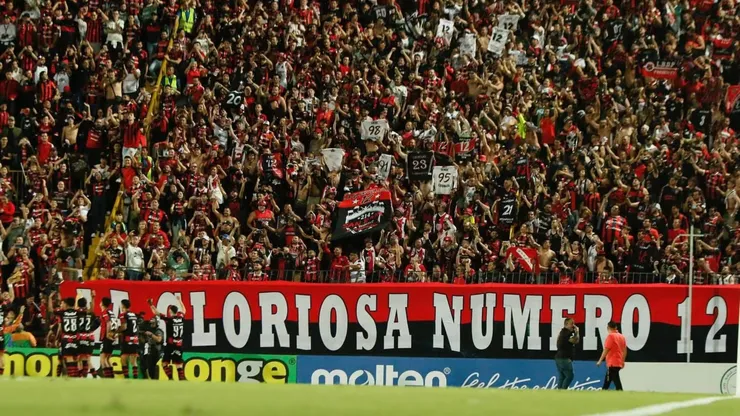 "Ya firmó": el refuerzo estrella que buscaba Alajuelense jugará en otro grande de Costa Rica