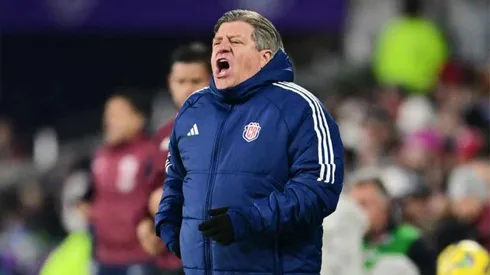 Piojo Herrera confirma la limpieza de último momento en Costa Rica