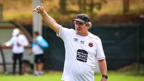 Machillo Ramírez recibe a un viejo conocido de Alajuelense.