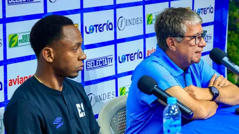 Brayan Gil deja inesperado halago para el Bolillo Gómez tras su regreso a El Salvador