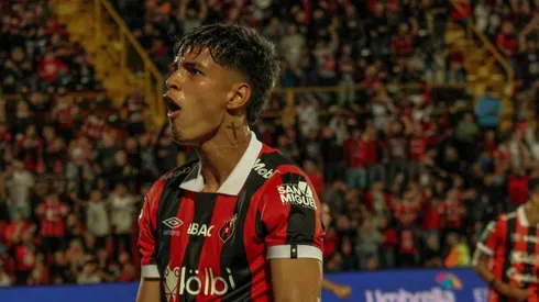 Lejos de Alajuelense: Fernando Lesme manda un mensaje antes de su regreso a Costa Rica.
