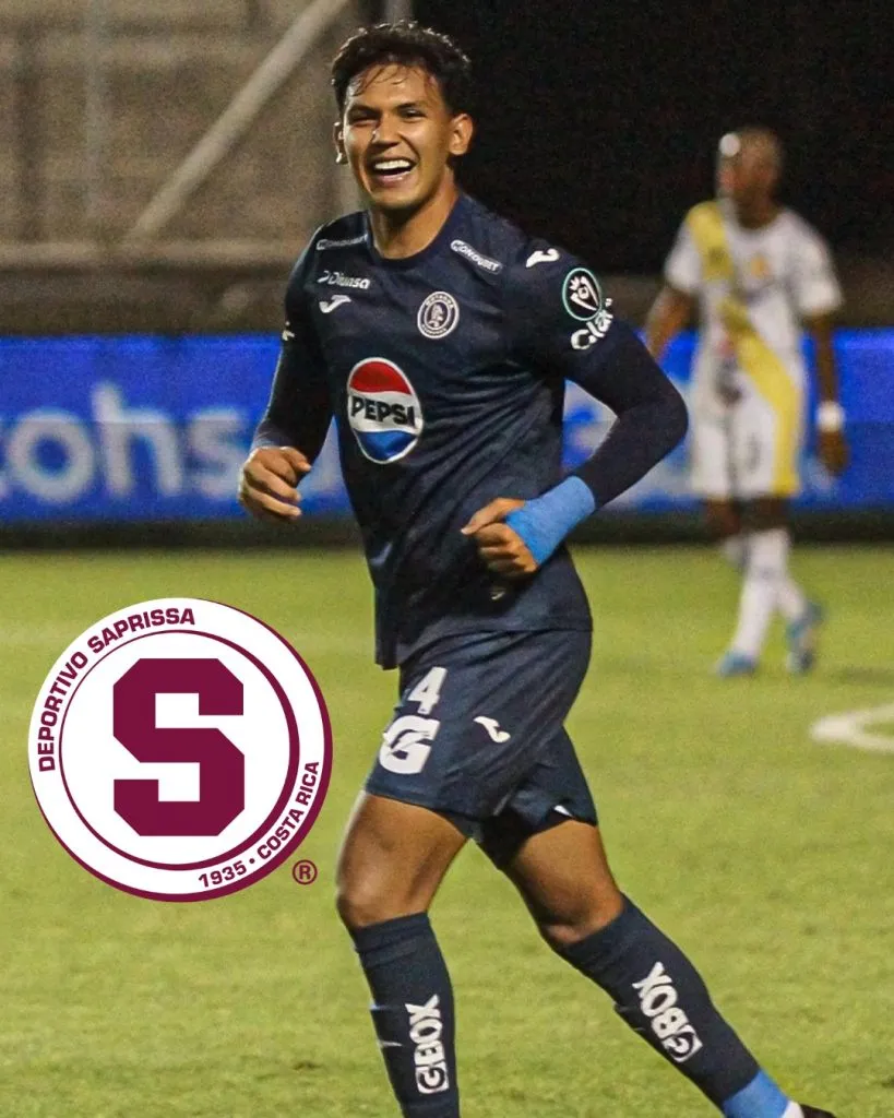 Luis Vega rechazó la oferta que Saprissa le hizo porque prefiere jugar en el fútbol de Europa.