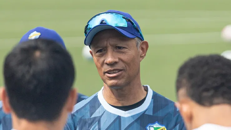 El cambio que Roberto Hernández se encuentra en Comunicaciones para el Apertura 2025