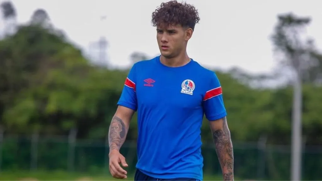 André Orellana saldrá de Olimpia.