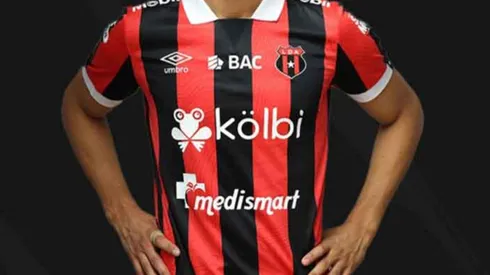 El delantero que Alajuelense pedía vuelve a Costa Rica.