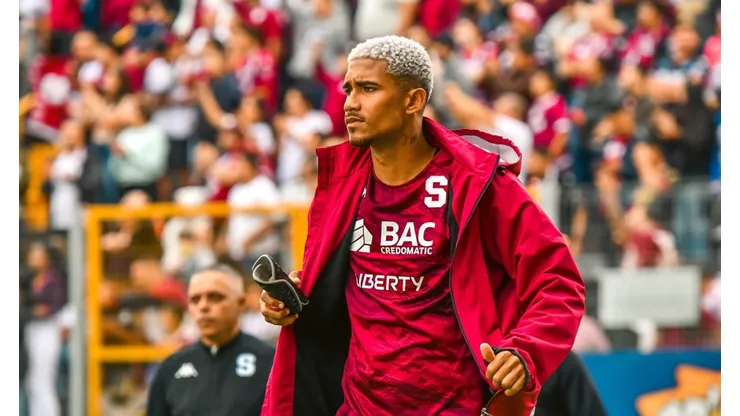 Saprissa quedó atrás: Eduardo Anderson recibe la oferta que lo acerca a un nuevo equipo lejos de Costa Rica
