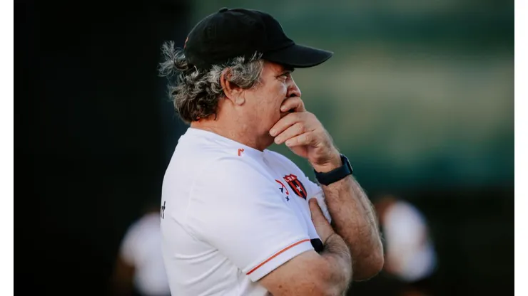 Ex promesa de Alajuelense refuerza a un rival directo en Costa Rica y advierte al Machillo Ramírez: "Sed de revancha"