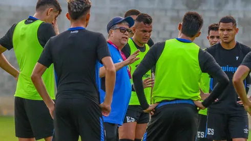 Bolillo Gómez se arrepiente: la importante decisión que tomará en El Salvador para poder clasificar al Mundial 2026.