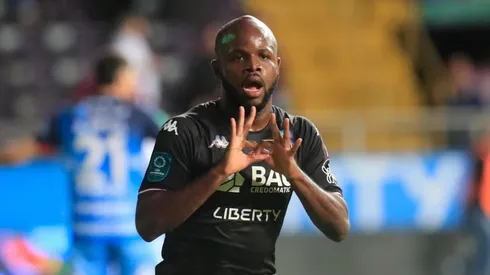 Javon East sorprende desde un nuevo destino.