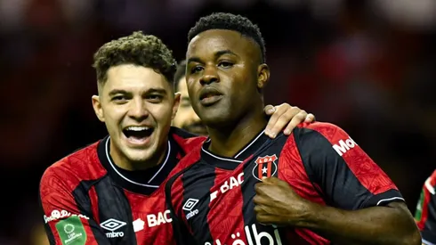 Giro total en el futuro de Joel Campbell