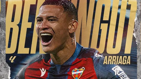 Kervin Arriaga ya es histórico en Levante sin jugar un solo minuto.