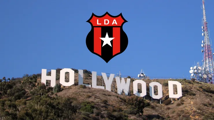 Una estrella de Alajuelense llega al escenario menos pensado.