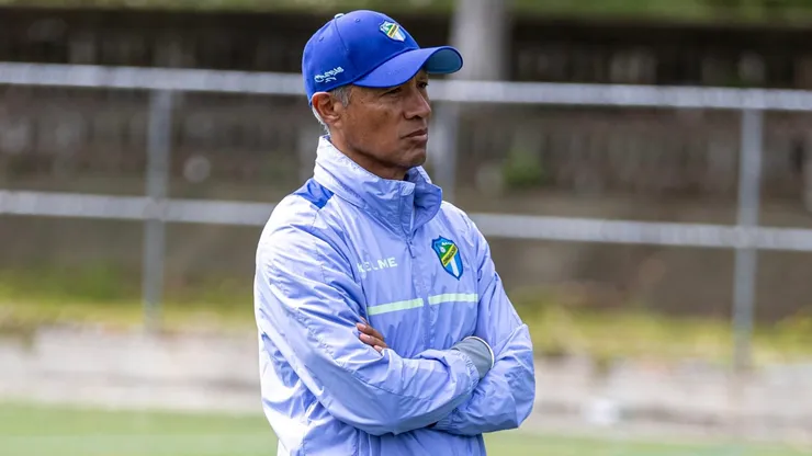Roberto Hernández pidió un fichaje estrella para Comunicaciones, pero este no quiso llegar