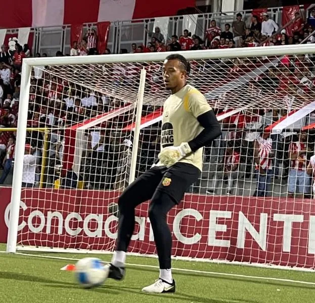 Anthony Walker fue cedido por Herediano.