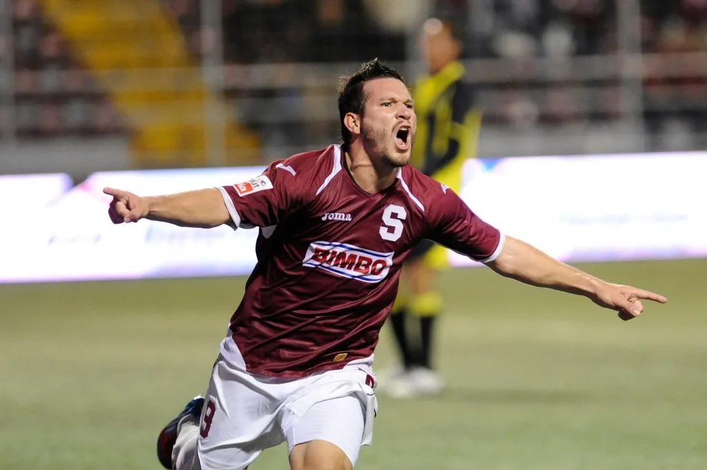 Wanchope no permitió el regreso del Tanque Castro (Saprissa).