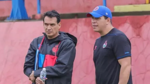 Inesperado: Mario Acevedo con problemas a pocos días de su debut oficial con Municipal