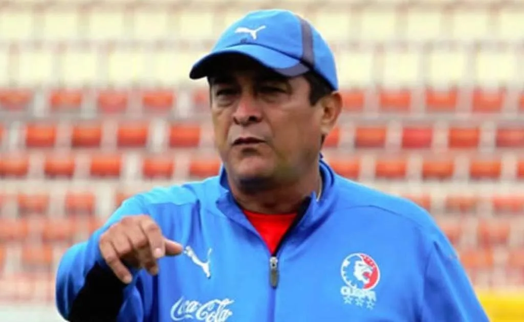 Juan Carlos Espinoza es el nuevo entrenador de Olimpia reservas.