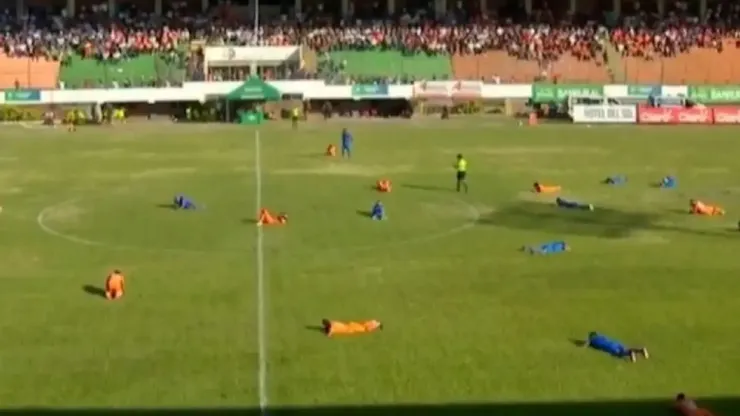 ¡Insólito! El curioso suceso que fue parte del agónico debut de Municipal en el Torneo Apertura 2025