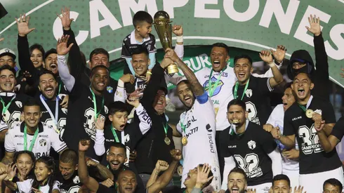 Campeón con Comunicaciones ficha en un equipo grande de Ecuador