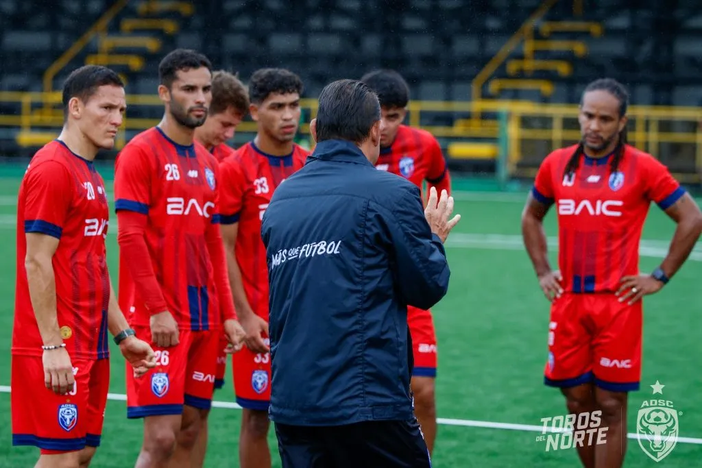 San Carlos, en una carrera contra el tiempo a días del inicio del Apertura 2025. (Foto: ADSC)