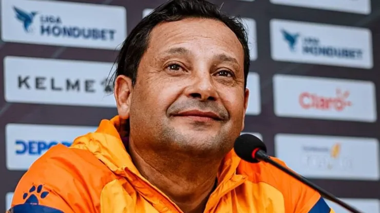Jeaustin Campos tiene motivos para alegrarse en Real España.