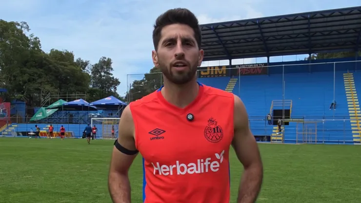 El gesto de Nicolás Samayoa con el que se comienza a ganar el cariño de la afición de Municipal