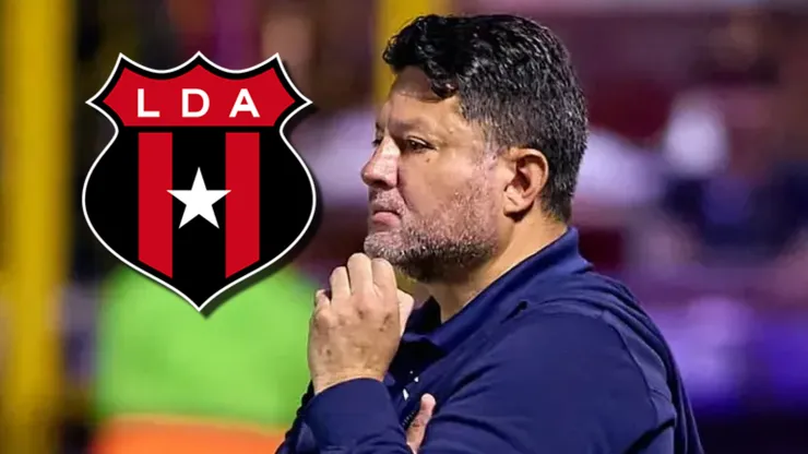 Jafet Soto se rinde ante Alajuelense.