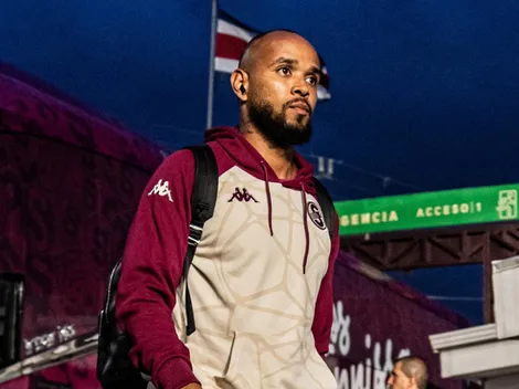 Giacone lo limpió de Saprissa y Arboine lo expuso