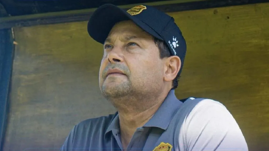 Jeaustin Campos está lejos de volver a Herediano.