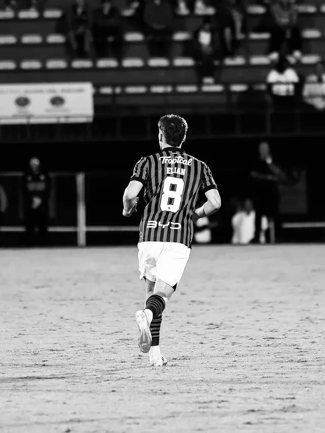 Elián Quesada fue clave para el triunfo manudo ante Guadalupe (LDA).