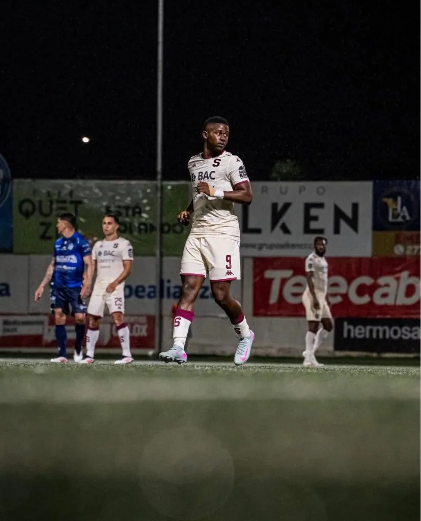 Gustavo Herrera es un recién llegado a Saprissa (Deportivo Saprissa).
