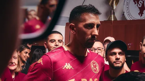 Confirmado por Saprissa: Mariano Torres pone la firma a un hecho histórico para los morados