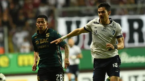 Saprissa y Cartaginés es opacado por el gobierno.