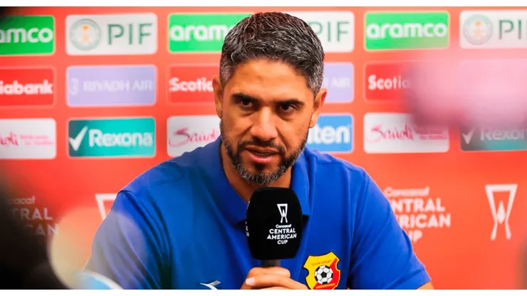 Nueva oferta: Pablo Salazar recibe la noticia que cambia su futuro tras ser echado de Herediano